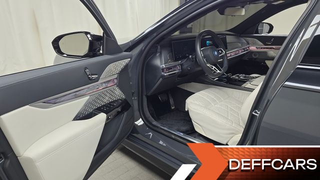 BMW I7 M70 xDrive M Performance купить на сайте DeffCars