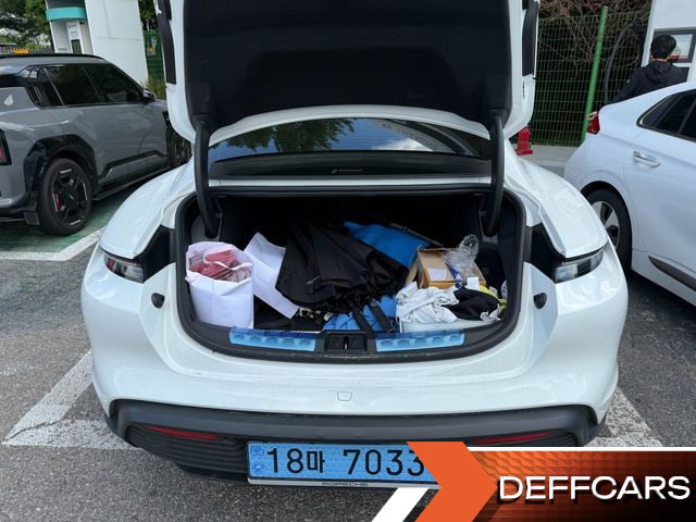 Porsche TAYCAN Base купить на сайте DeffCars