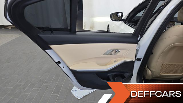 BMW 3-SERIES 320i M Sport купить на сайте DeffCars