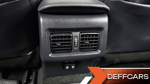 Toyota CAMRY 2.5 купить на сайте DeffCars