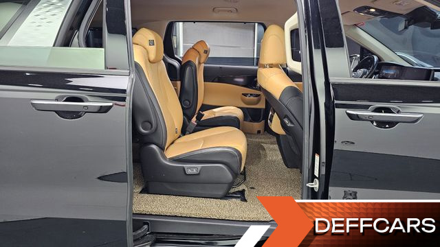 Kia CARNIVAL 9-Seater Signature купить на сайте DeffCars