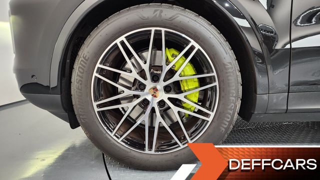 Porsche CAYENNE 3.0 E-Hybrid Coupe купить на сайте DeffCars