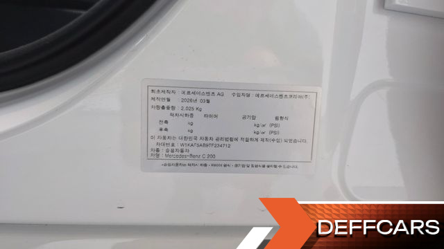 Mercedes C-CLASS C200 AMG Line купить на сайте DeffCars