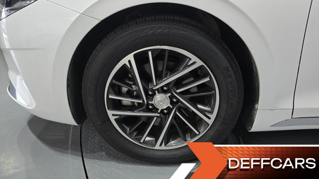 Hyundai GRANDEUR 2.5 Premium Choice купить на сайте DeffCars