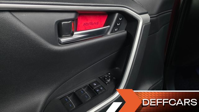 Toyota RAV4 2.5 4WD Hybrid купить на сайте DeffCars