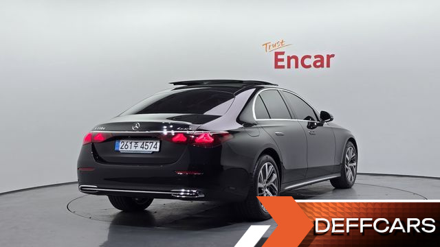Mercedes E-CLASS E220d 4MATIC Exclusive купить на сайте DeffCars