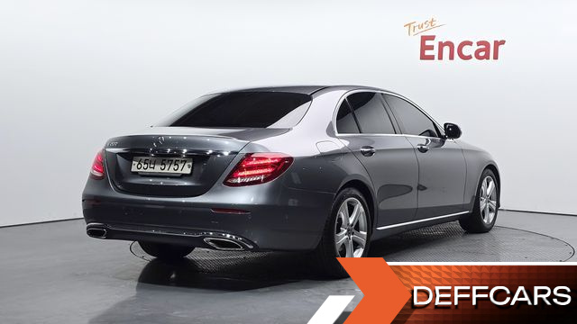 Mercedes E-CLASS E200 Avantgarde купить на сайте DeffCars