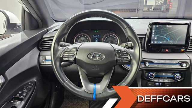 Hyundai VELOSTER 1.4 Turbo Modern купить на сайте DeffCars