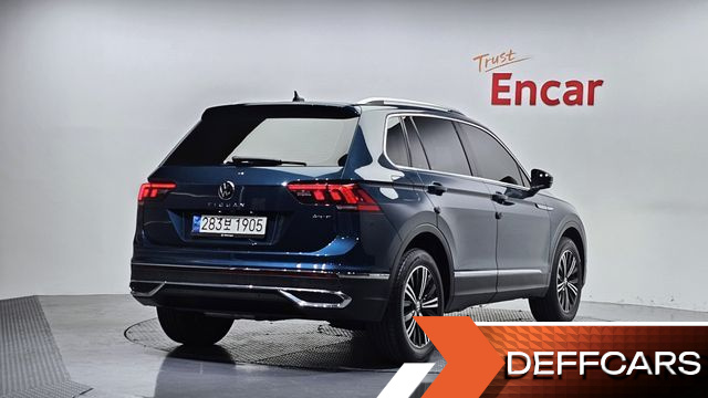 Volkswagen TIGUAN 2.0 TDI 4-Motion Premium купить на сайте DeffCars