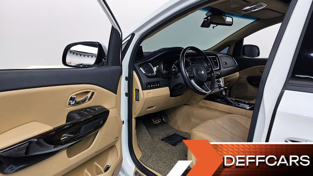 Kia CARNIVAL Gasoline 7-Seater Limousine President купить на сайте DeffCars