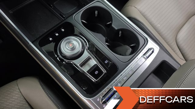 Kia CARNIVAL Gasoline 9 Seater X Line купить на сайте DeffCars