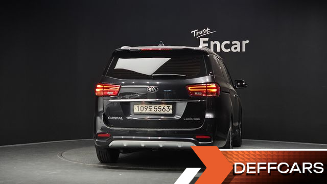 Kia CARNIVAL 7-Seater Limousine VIP купить на сайте DeffCars