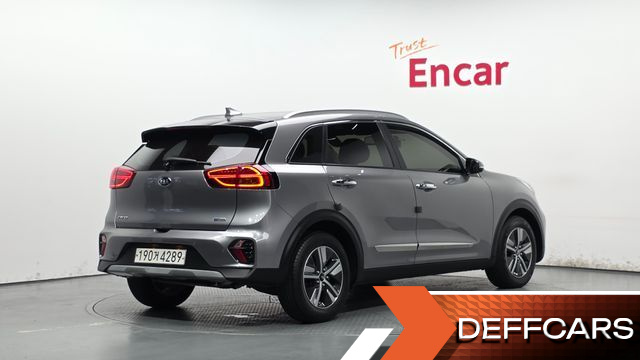 Kia NIRO 1.6 HEV Prestige купить на сайте DeffCars