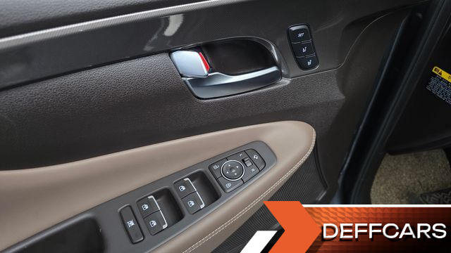 Hyundai SANTAFE Diesel 2,0 4WD Prestige купить на сайте DeffCars
