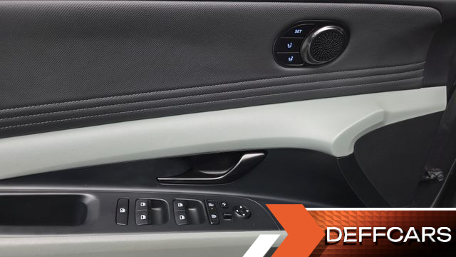 Hyundai AVANTE 1.6 Inspiration купить на сайте DeffCars