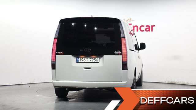 Hyundai STARIA HEV 1.6 Lounge 7-Seater Inspiration купить на сайте DeffCars
