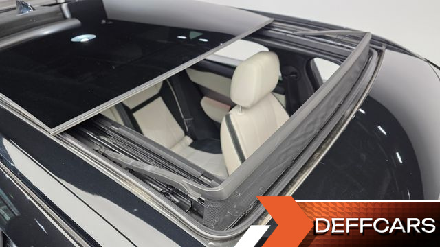 Land Rover RANGE ROVER VELAR 2.0 P250 R-Dynamic SE купить на сайте DeffCars