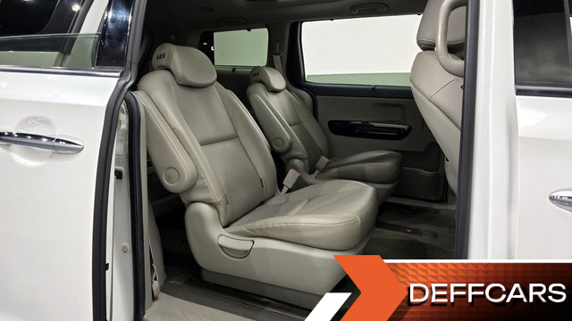 Kia CARNIVAL 9-seater Prestige купить на сайте DeffCars