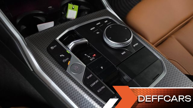 BMW 3-SERIES 320i M Sport купить на сайте DeffCars