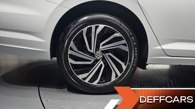 Volkswagen JETTA 1.4 TSI Prestige купить на сайте DeffCars