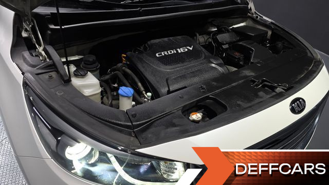 Kia CARNIVAL 9-seater Luxury купить на сайте DeffCars