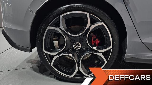 Volkswagen GOLF 2.0 GTI купить на сайте DeffCars