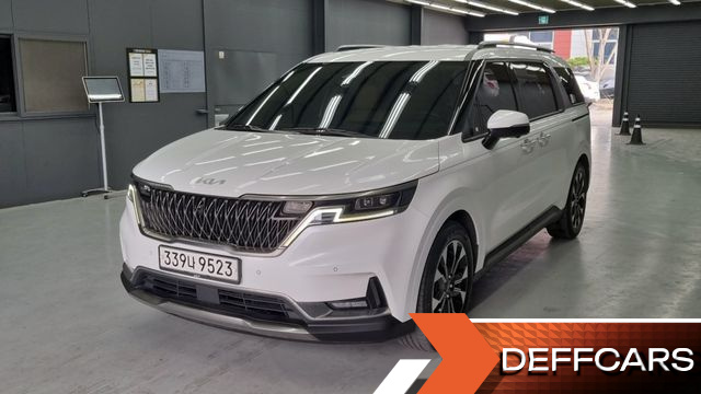 Kia CARNIVAL 9-Seater Signature купить на сайте DeffCars