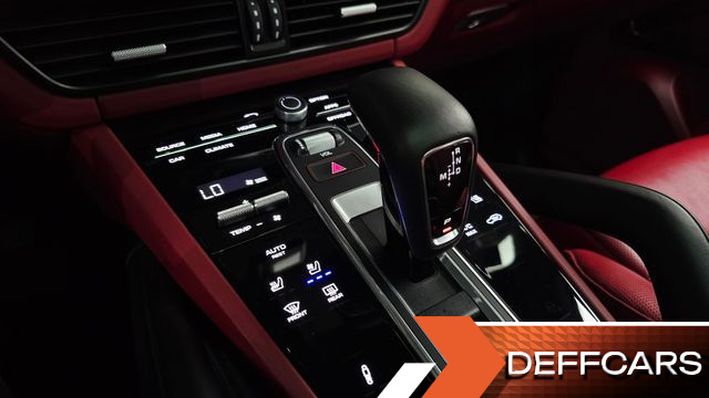Porsche CAYENNE 3.0 PLATINUM EDITION купить на сайте DeffCars