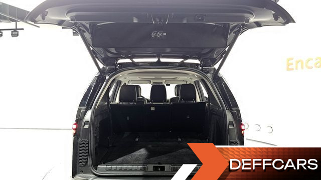 Land Rover DISCOVERY D250 SE купить на сайте DeffCars