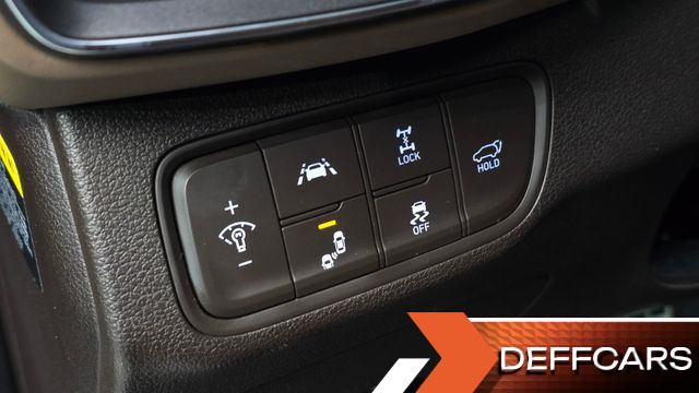 Hyundai SANTAFE Diesel 2.2 4WD Prestige купить на сайте DeffCars