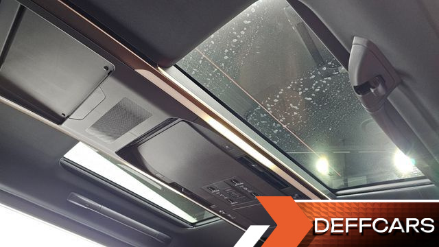 Toyota ALPHARD 2.5 HEV Executive AWD купить на сайте DeffCars