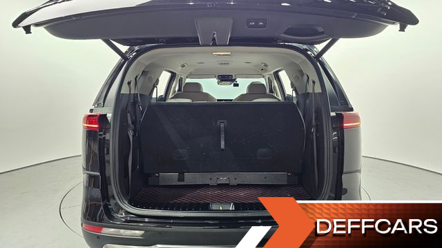 Kia CARNIVAL 9-Seater Noblesse купить на сайте DeffCars