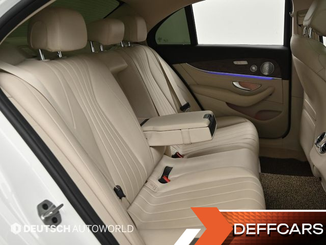 Mercedes E-CLASS E300 4MATIC Exclusive купить на сайте DeffCars