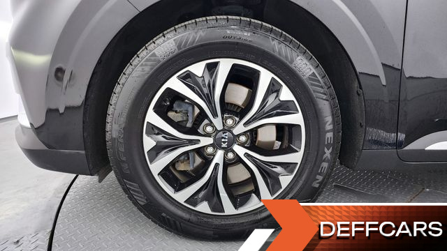 Kia CARNIVAL Gasoline 9-Seater Signature купить на сайте DeffCars
