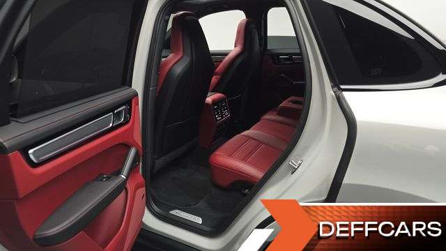 Porsche CAYENNE 3.0 PLATINUM EDITION купить на сайте DeffCars