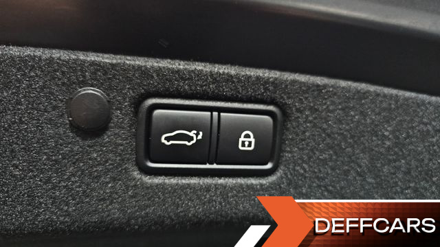 Hyundai GRANDEUR 3.3 Calligraphy купить на сайте DeffCars