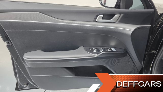 Kia K5 2.0 Prestige купить на сайте DeffCars