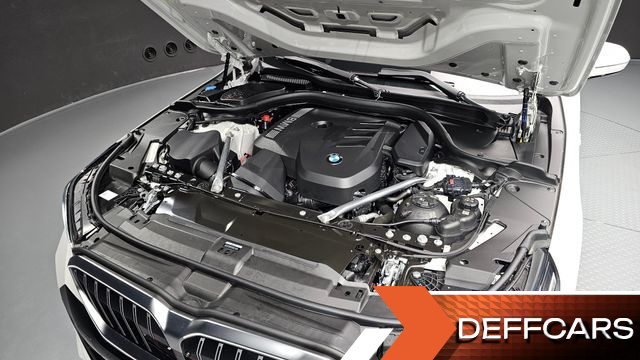 BMW 5-SERIES 520i M Sport купить на сайте DeffCars