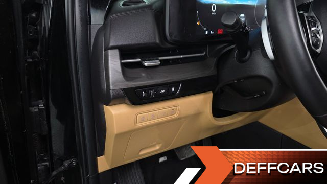 Kia CARNIVAL Gasoline 9-Seater Signature купить на сайте DeffCars