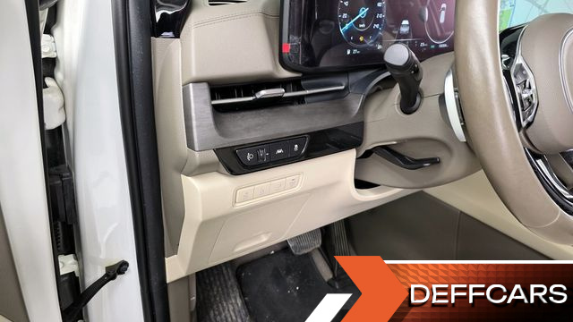 Kia CARNIVAL 9-Seater Noblesse купить на сайте DeffCars