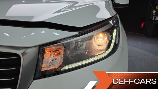 Kia CARNIVAL 9-Seater Hi-Limousine Luxury купить на сайте DeffCars