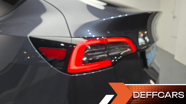 Tesla MODEL Y Standard Range RWD купить на сайте DeffCars