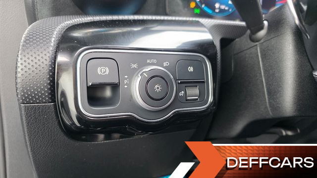 Mercedes A-CLASS AMG A35 4MATIC Sedan купить на сайте DeffCars