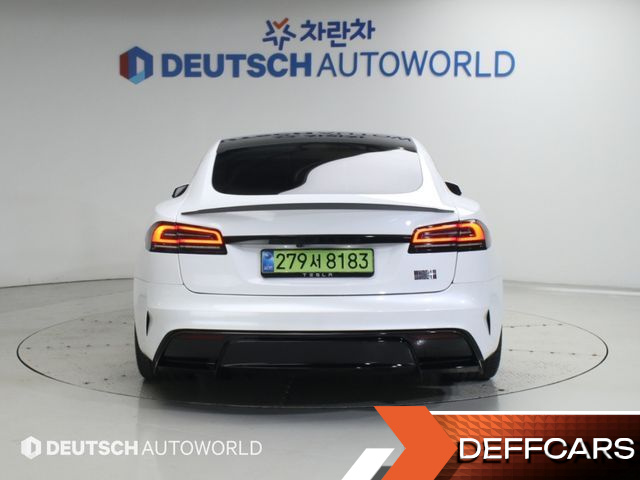 Tesla MODEL S AWD купить на сайте DeffCars