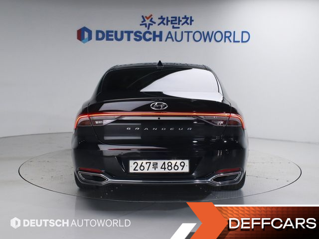 Hyundai GRANDEUR 3.3 Le Blanc купить на сайте DeffCars