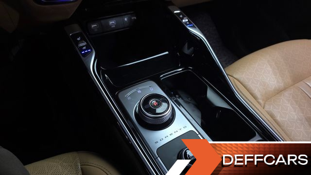 Kia SORENTO HEV 1.6 2WD Prestige купить на сайте DeffCars