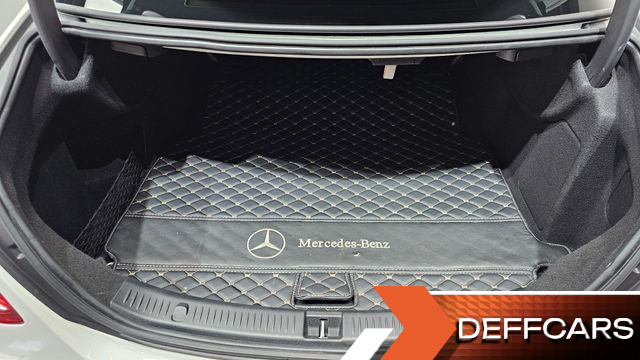 Mercedes E-CLASS E300 4MATIC Exclusive купить на сайте DeffCars
