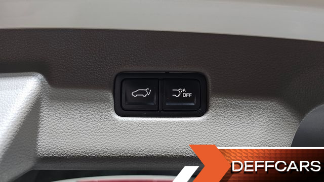 Kia CARNIVAL 9-Seater Noblesse купить на сайте DeffCars
