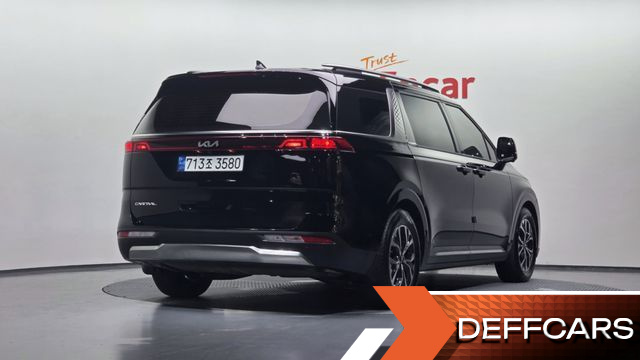 Kia CARNIVAL 11-Seater Signature купить на сайте DeffCars