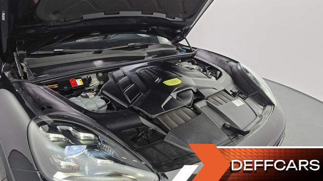 Porsche CAYENNE 3.0 E-Hybrid купить на сайте DeffCars